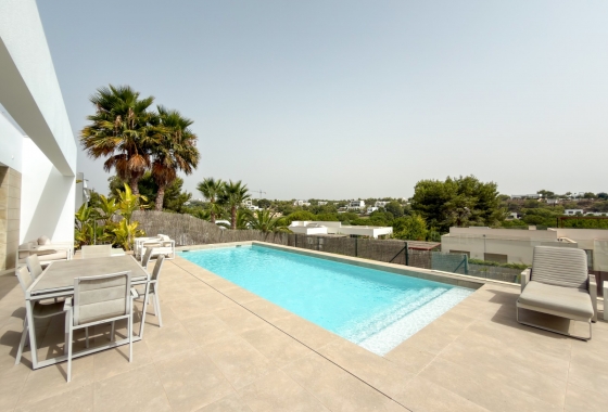 Herverkoop - Villa - Orihuela Costa - Las Colinas golf