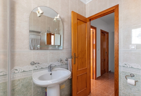 Resale - House - Vistabella Golf