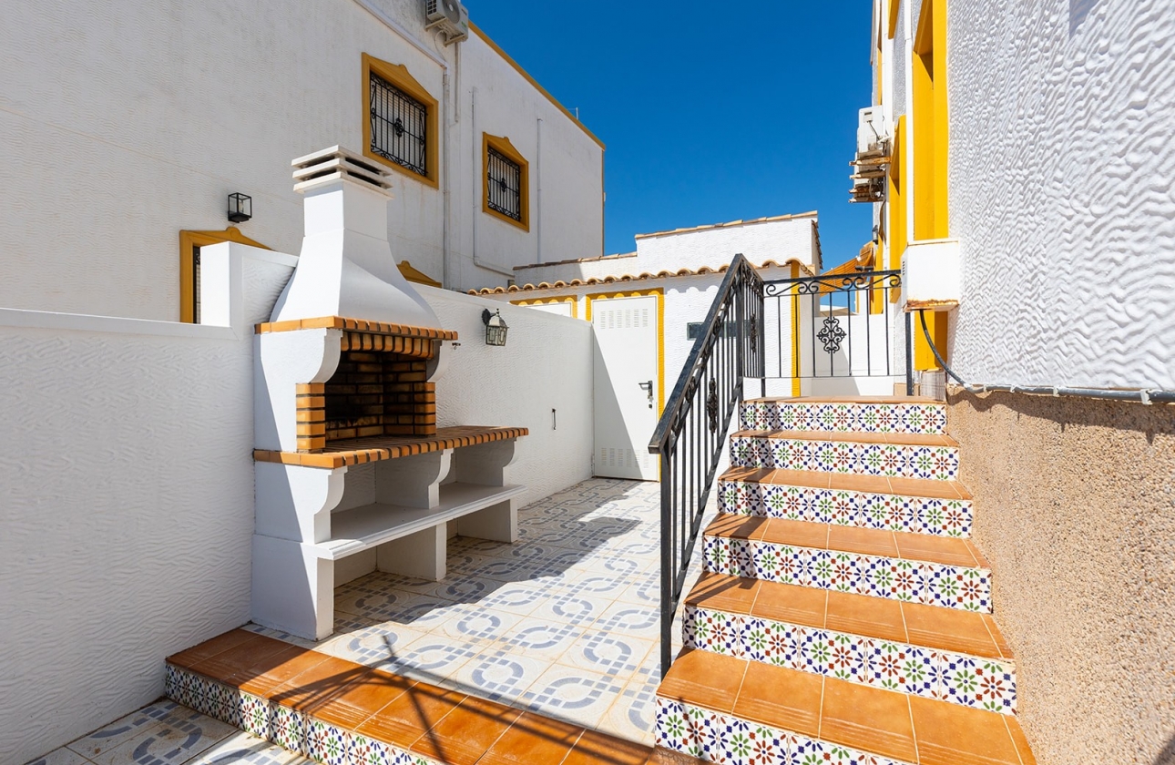Resale - House - Vistabella Golf