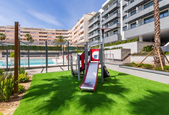 Neue Gebäude - Wohnung - Las Lagunas de Mijas