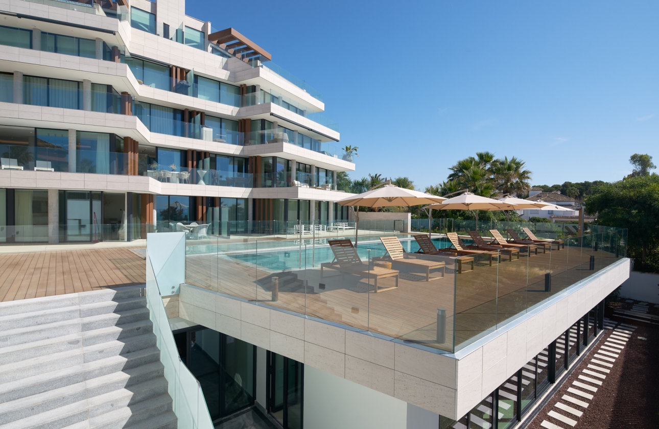 Obra nueva - Apartamento / piso - Estepona