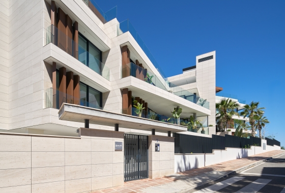 Obra nueva - Apartamento / piso - Estepona