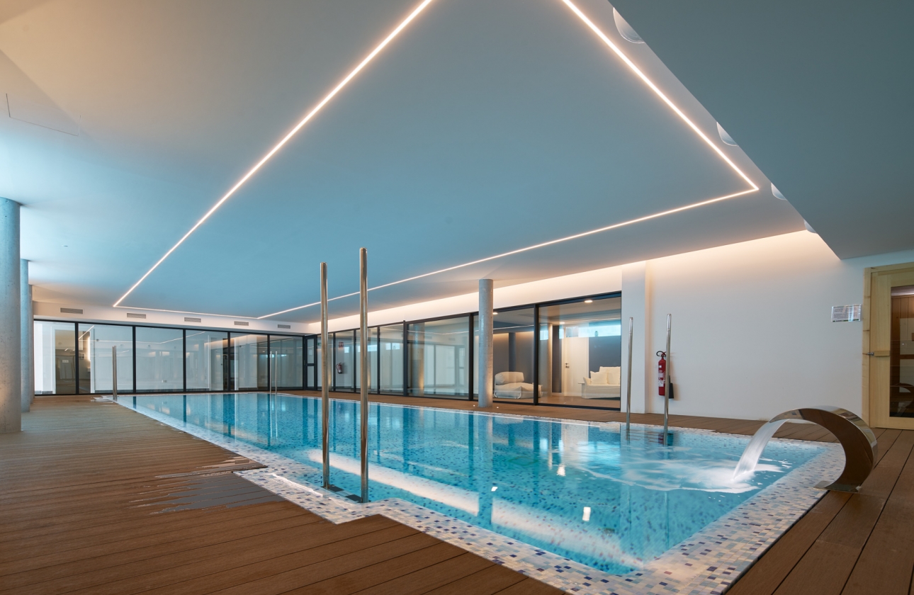 Obra nueva - Apartamento / piso - Estepona