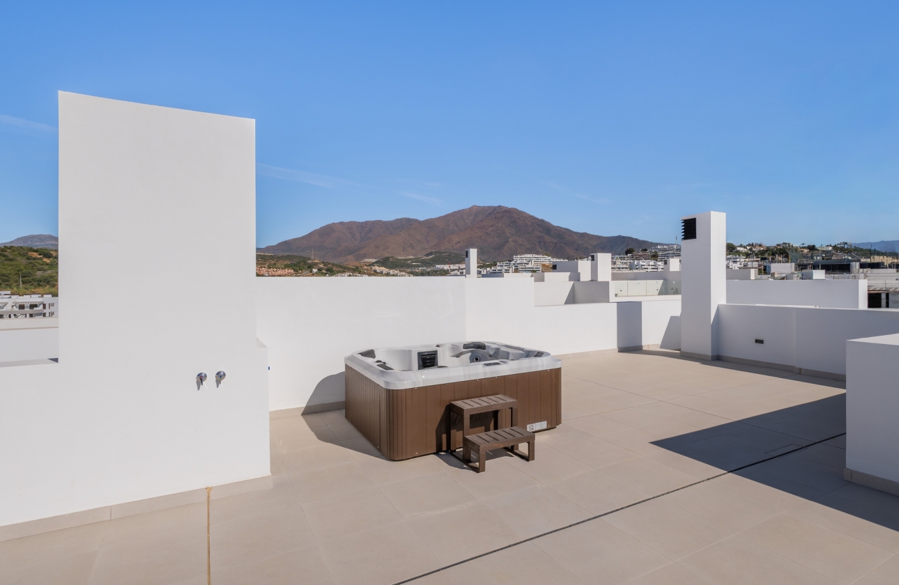 Obra nueva - Ático - Estepona