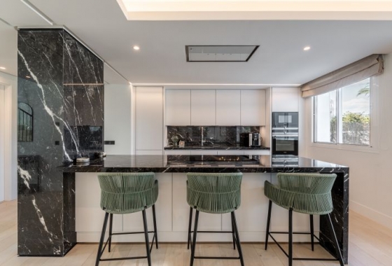 Obra nueva - Villa - Marbella