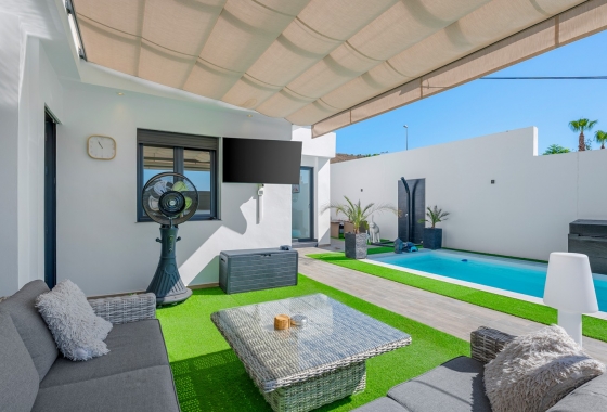 Revente - Villa - Fortuna - Urbanizacion Las Kalendas