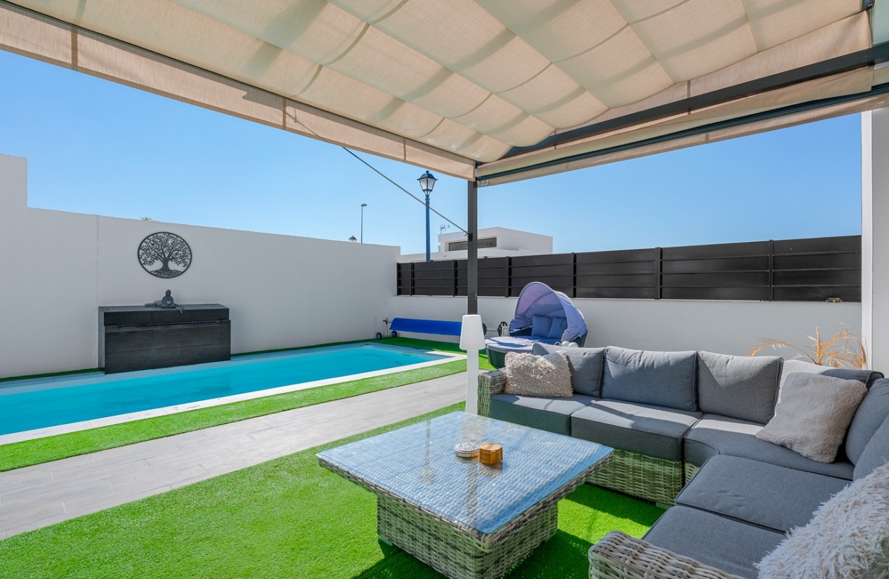 Revente - Villa - Fortuna - Urbanizacion Las Kalendas