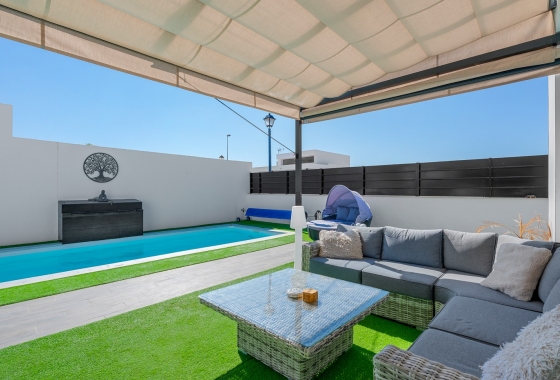 Revente - Villa - Fortuna - Urbanizacion Las Kalendas