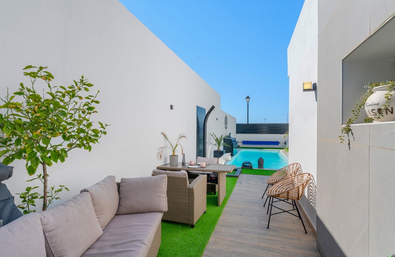 Revente - Villa - Fortuna - Urbanizacion Las Kalendas
