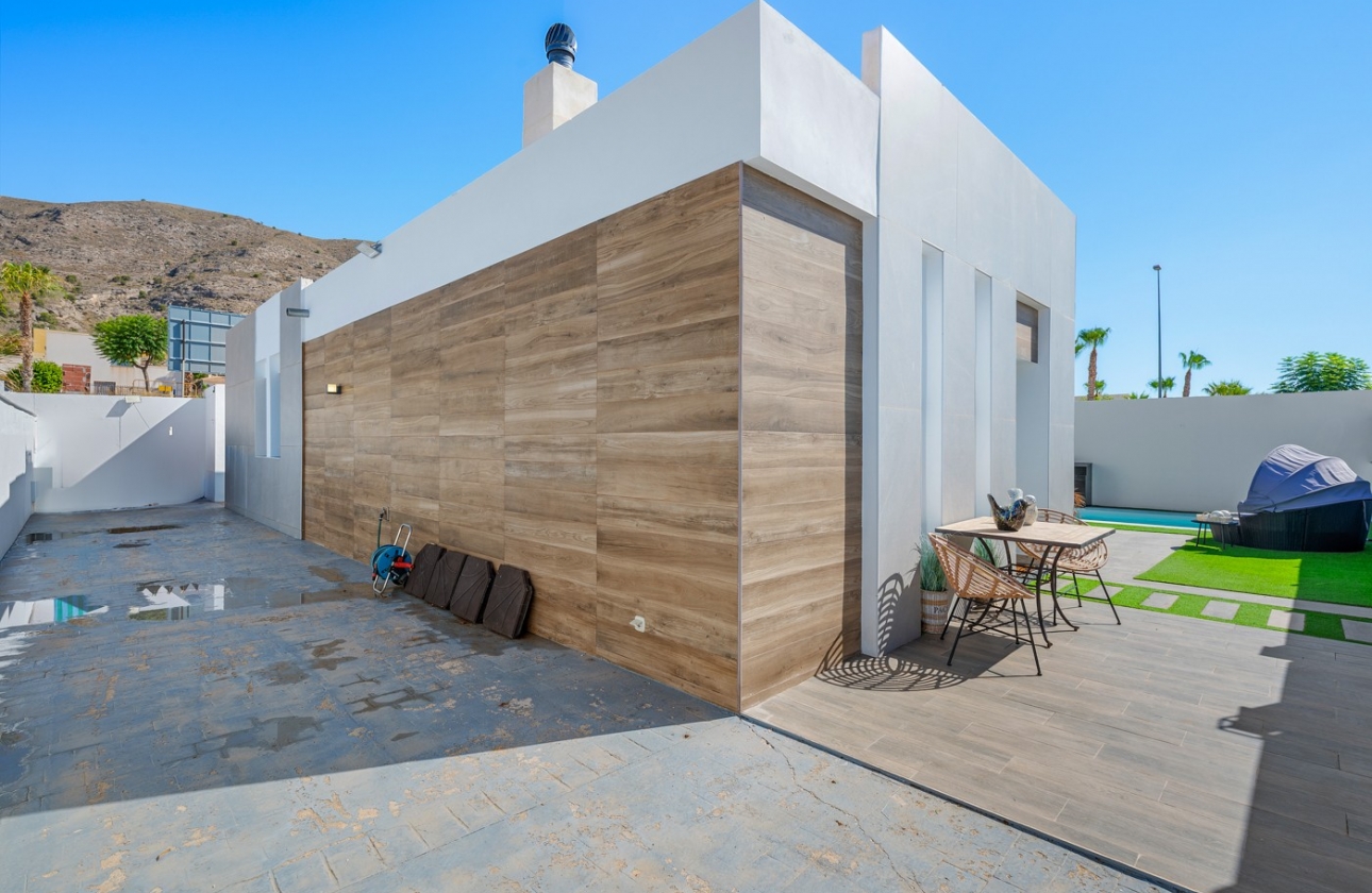 Revente - Villa - Fortuna - Urbanizacion Las Kalendas