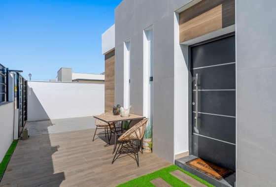 Revente - Villa - Fortuna - Urbanizacion Las Kalendas