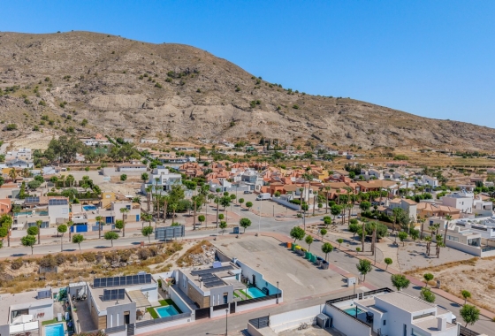 Revente - Villa - Fortuna - Urbanizacion Las Kalendas