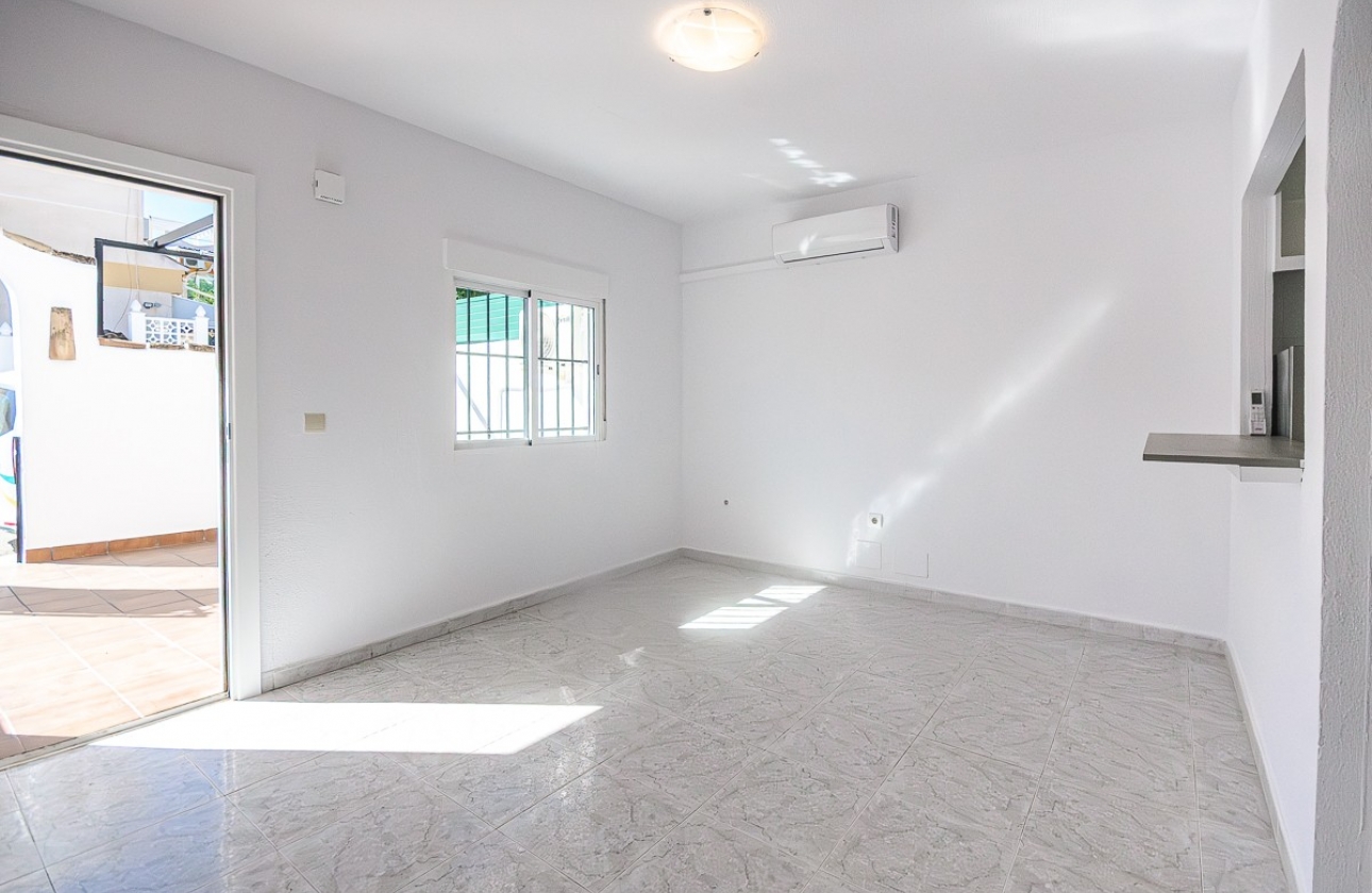 Reventa - Casa - San Miguel de Salinas