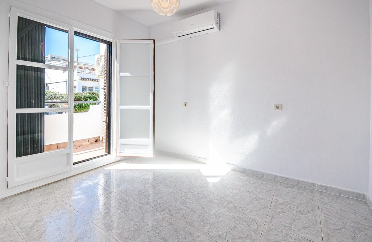 Reventa - Casa - San Miguel de Salinas