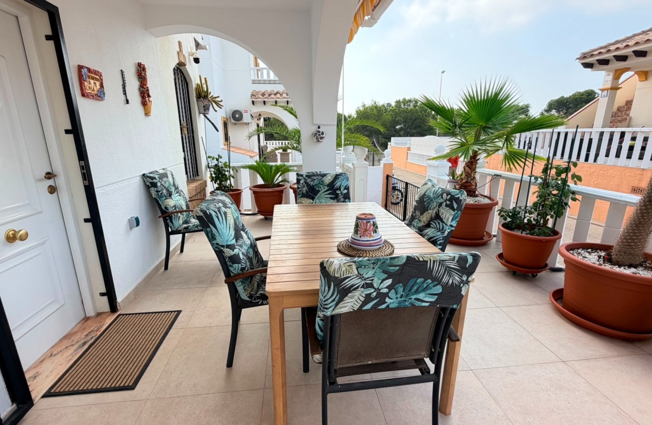 Revente - Villa - Lomas de Cabo Roig - Orihuela Costa