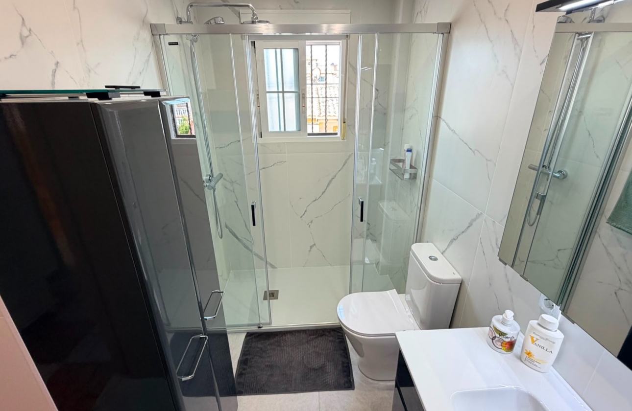 Revente - Villa - Lomas de Cabo Roig - Orihuela Costa
