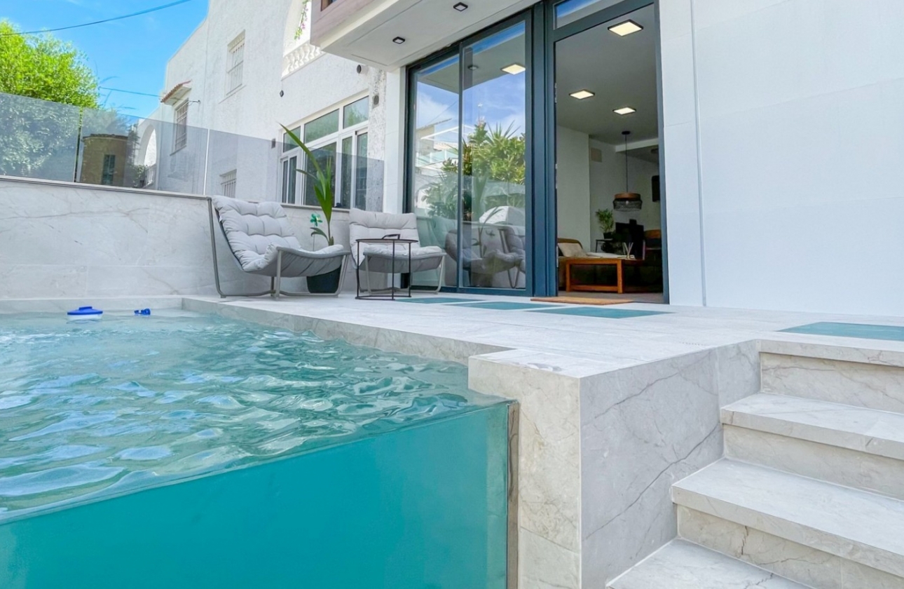 Reventa - Casa - Torrevieja - Nueva Torrevieja - Aguas Nuevas