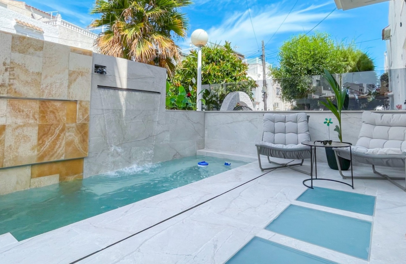 Reventa - Casa - Torrevieja - Nueva Torrevieja - Aguas Nuevas