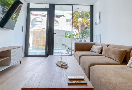 Reventa - Casa - Torrevieja - Nueva Torrevieja - Aguas Nuevas