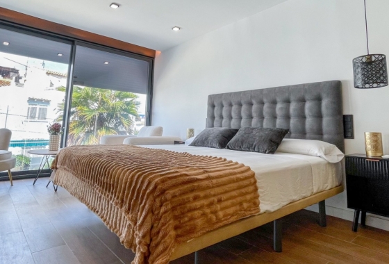 Reventa - Casa - Torrevieja - Nueva Torrevieja - Aguas Nuevas