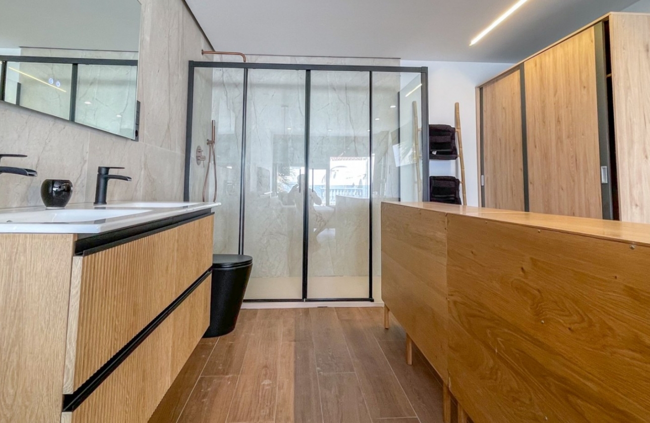 Reventa - Casa - Torrevieja - Nueva Torrevieja - Aguas Nuevas