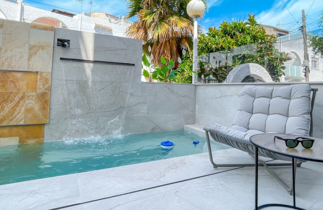 Reventa - Casa - Torrevieja - Nueva Torrevieja - Aguas Nuevas