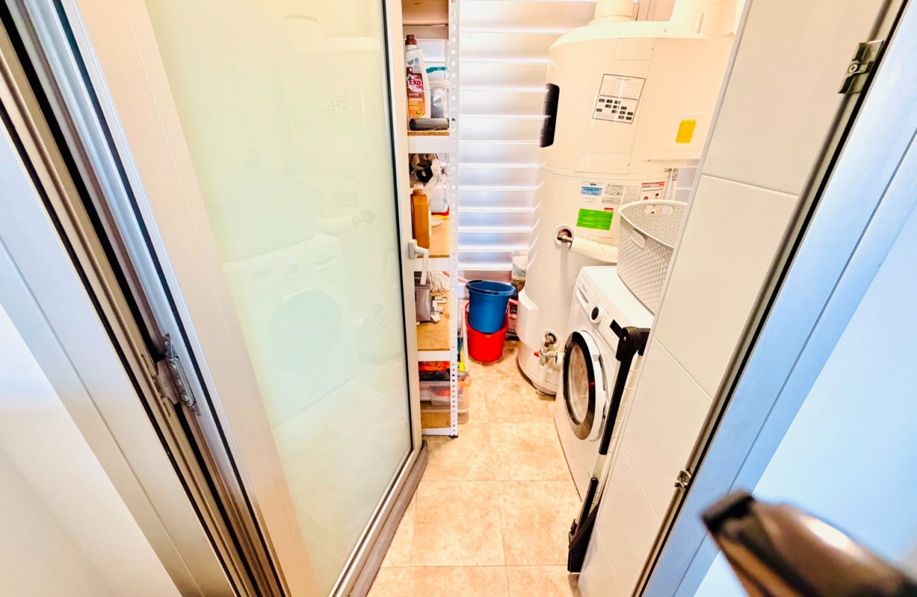 Reventa - Apartamento / piso - Orihuela Costa
