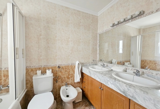 Resale - Apartment / flat - Orihuela Costa - Aguamarina