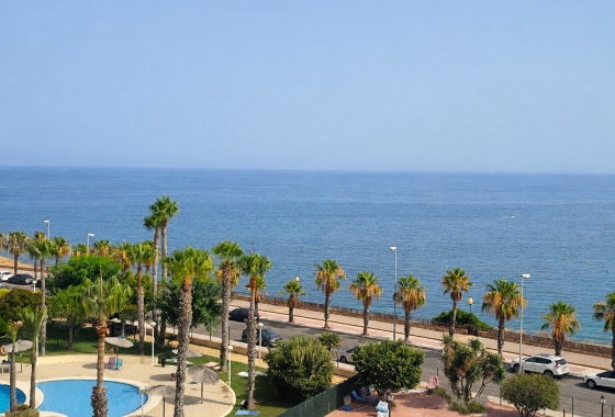 Resale - Apartment / flat - Orihuela Costa - Aguamarina