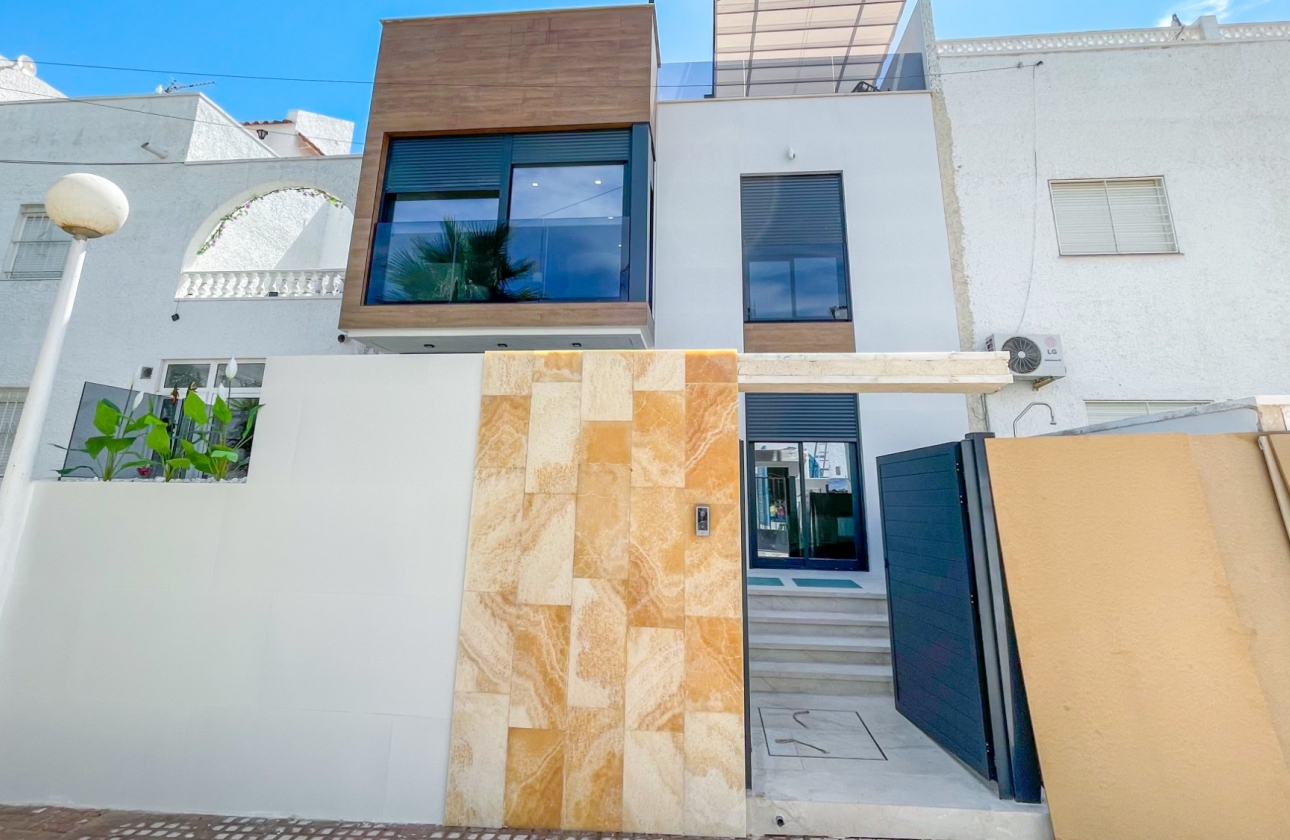 Reventa - Casa - Torrevieja - Nueva Torrevieja - Aguas Nuevas