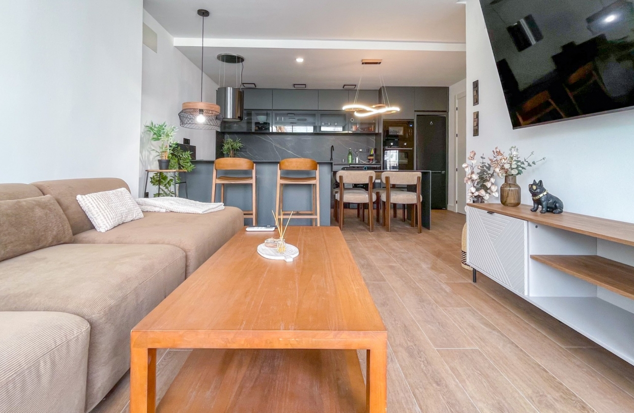 Reventa - Casa - Torrevieja - Nueva Torrevieja - Aguas Nuevas