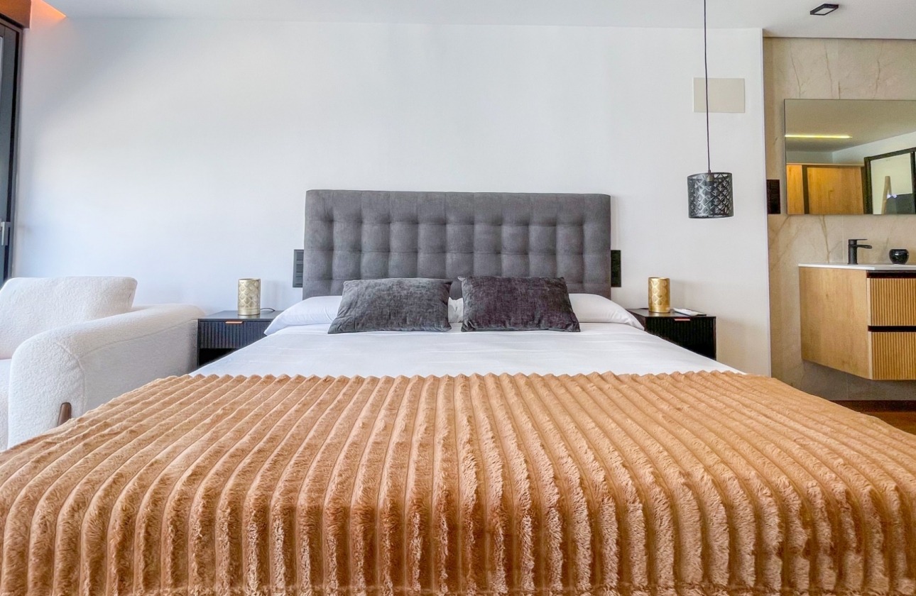 Reventa - Casa - Torrevieja - Nueva Torrevieja - Aguas Nuevas