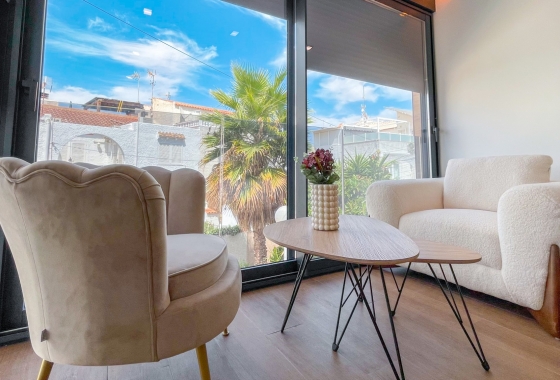 Reventa - Casa - Torrevieja - Nueva Torrevieja - Aguas Nuevas