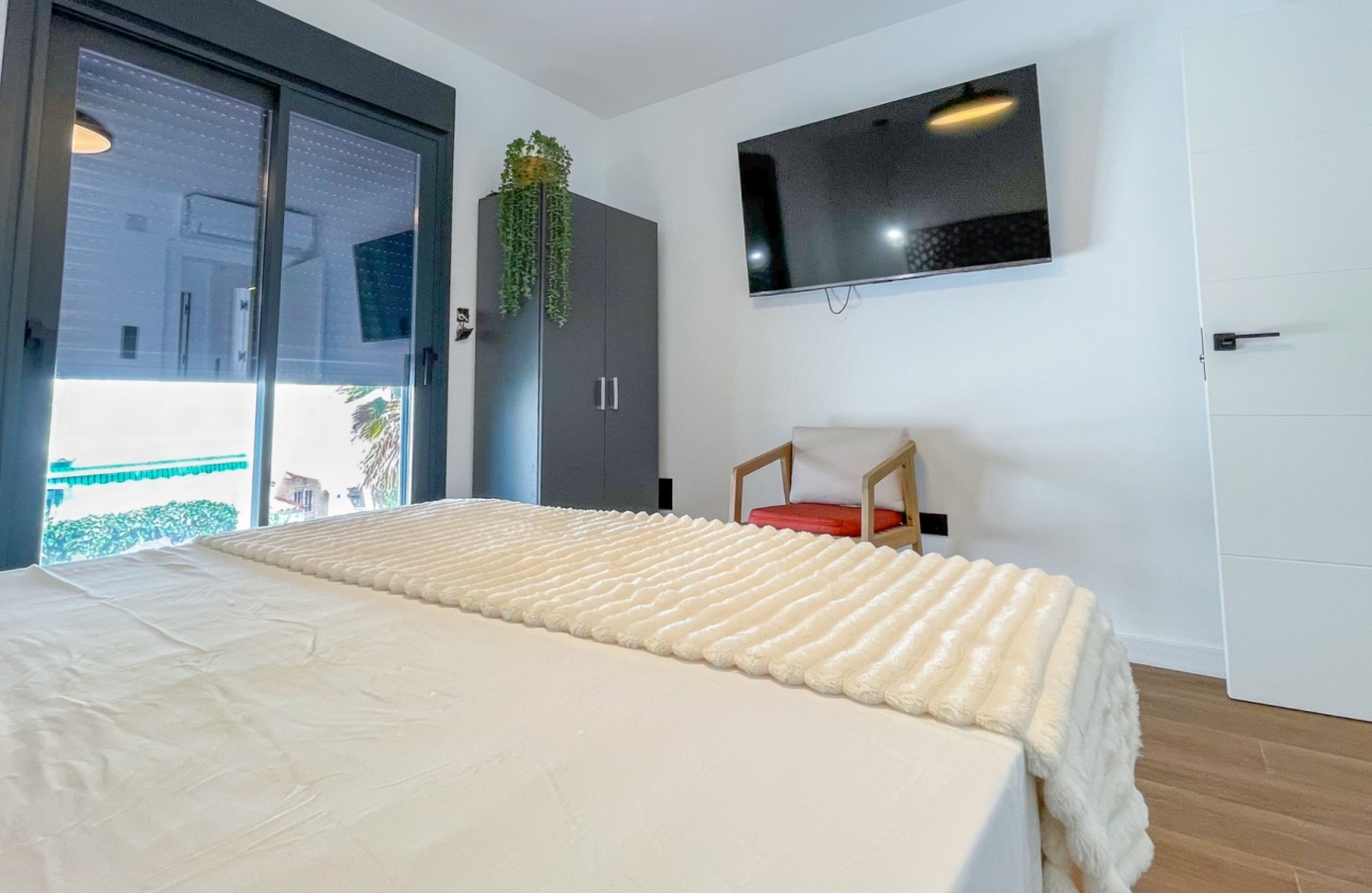 Reventa - Casa - Torrevieja - Nueva Torrevieja - Aguas Nuevas
