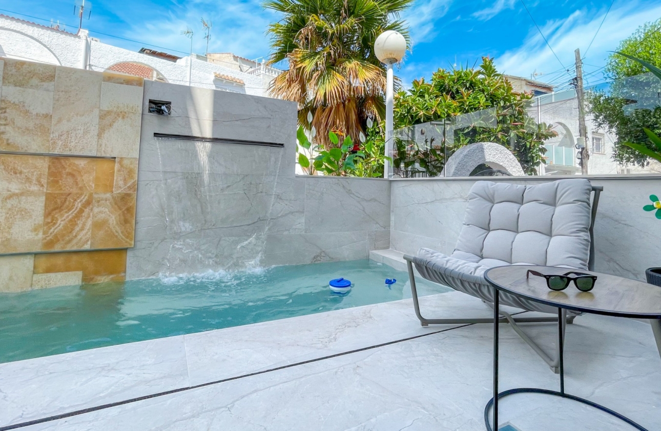 Reventa - Casa - Torrevieja - Nueva Torrevieja - Aguas Nuevas