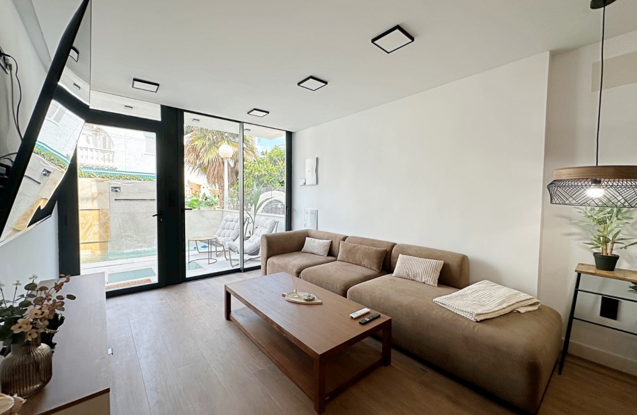 Reventa - Casa - Torrevieja - Torrevieja - Aguas Nuevas