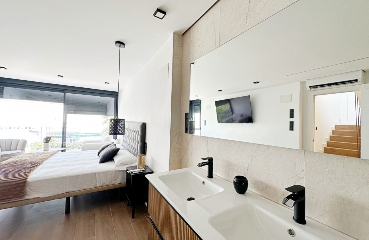 Reventa - Casa - Torrevieja - Torrevieja - Aguas Nuevas