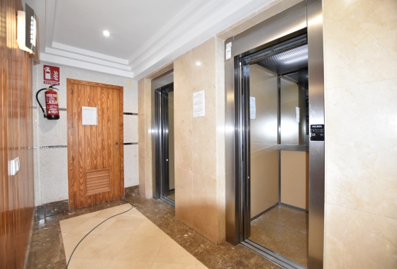 Wiederverkauf - Wohnung - La Mata
