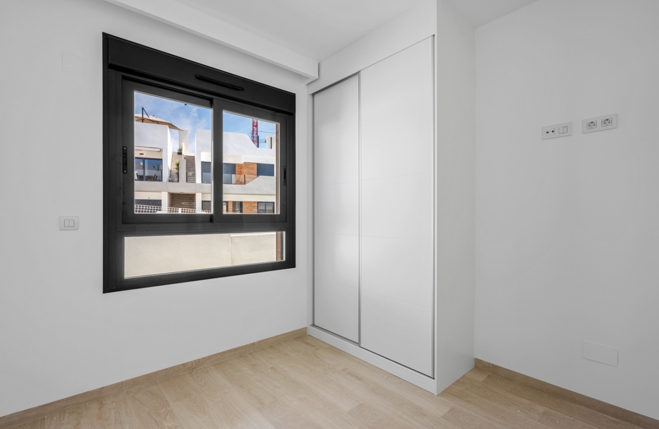 Resale - Apartment / flat - San Miguel de Salinas