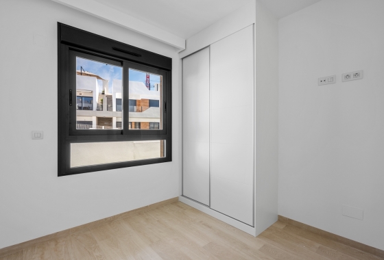 Resale - Apartment / flat - San Miguel de Salinas
