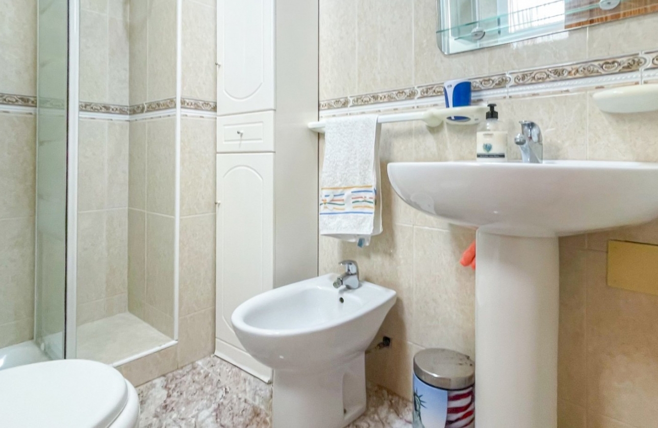 Wiederverkauf - Wohnung - Torrevieja