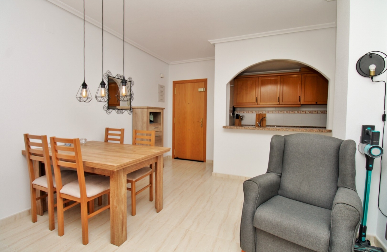 Wiederverkauf - Wohnung - San Miguel de Salinas