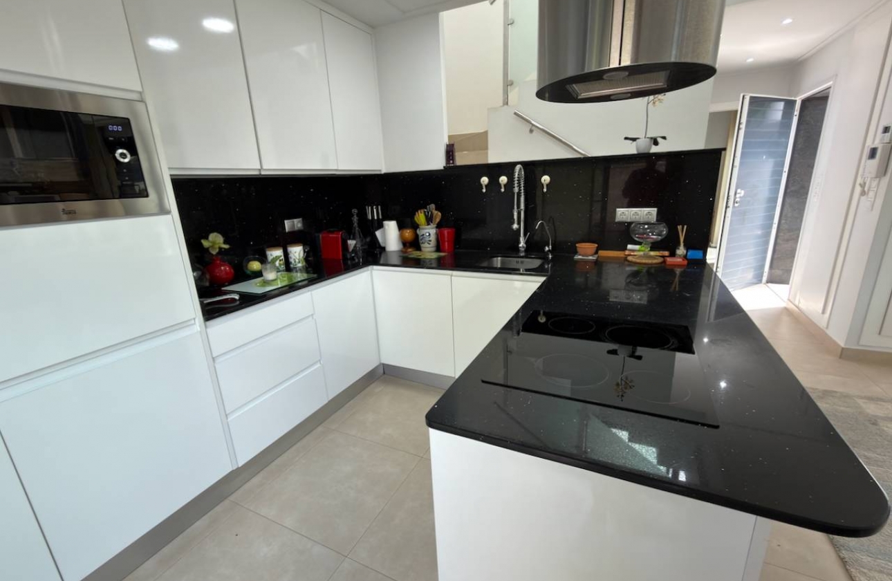 Resale - Villa - Benijofar