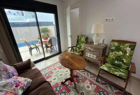 Resale - Villa - Benijofar