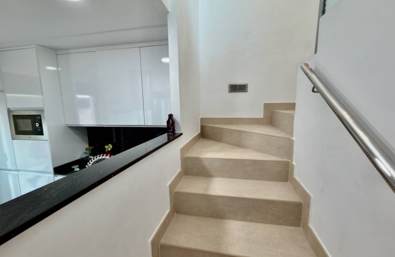 Resale - Villa - Benijofar