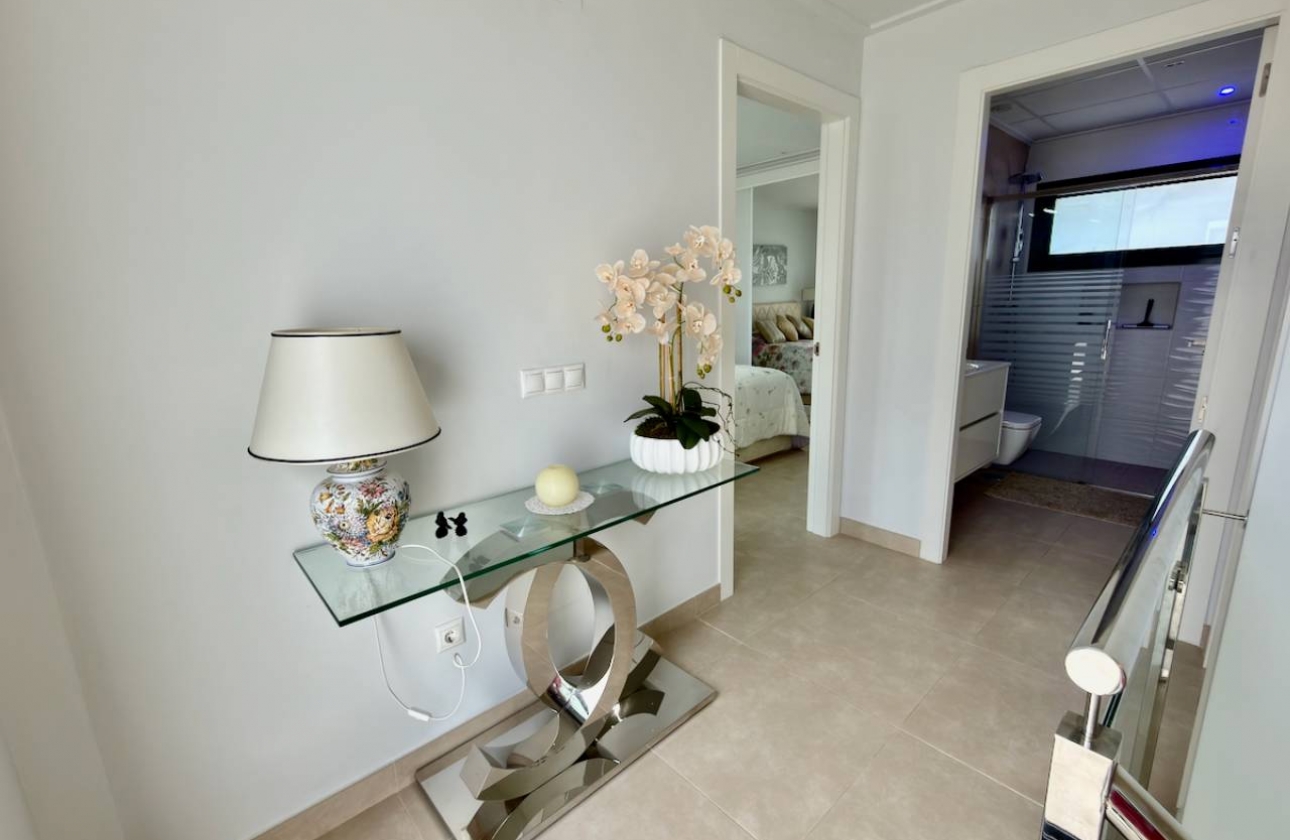 Resale - Villa - Benijofar