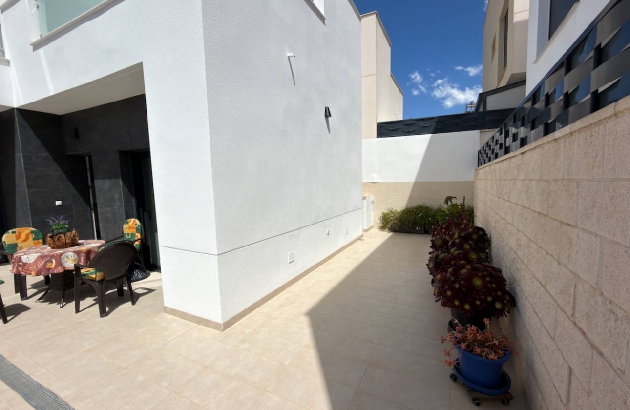 Resale - Villa - Benijofar
