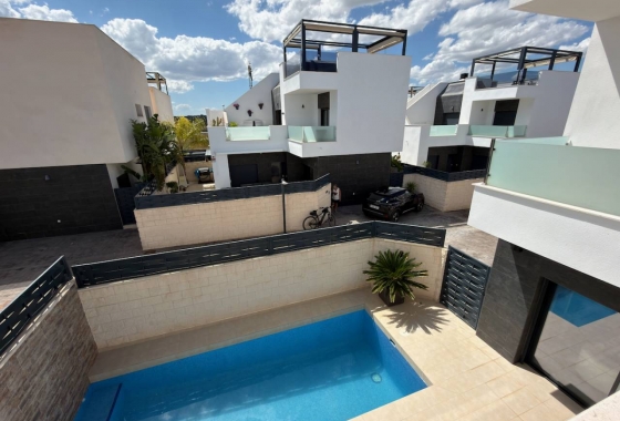 Resale - Villa - Benijofar
