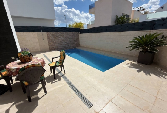 Resale - Villa - Benijofar