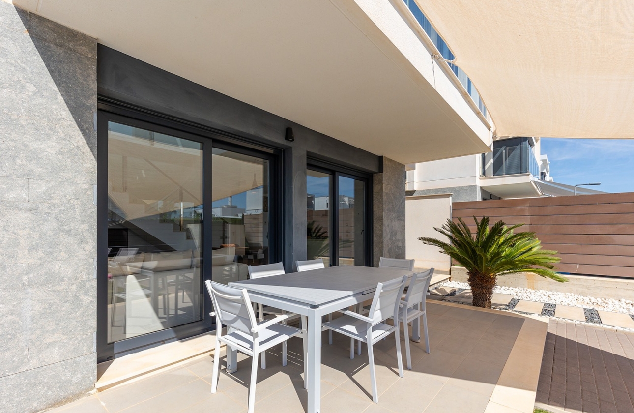 Revente - Villa - Orihuela Costa - Entre Naranjos - Vistabella Golf